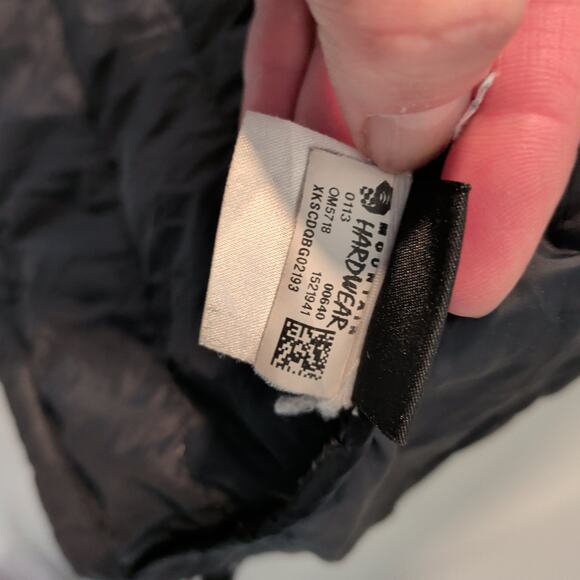 Mountain Hardware Men's Sz M Black Puffer Vest Zip Up 800 Down Fill Q Shield - Picture 4 of 6